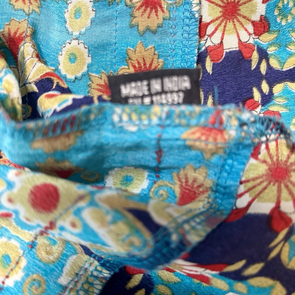 Tolani Top XS Silk Floral Blue Peasant Gypsy Boho V-Neck Flowy Long Sleeve - Picture 7 of 7
